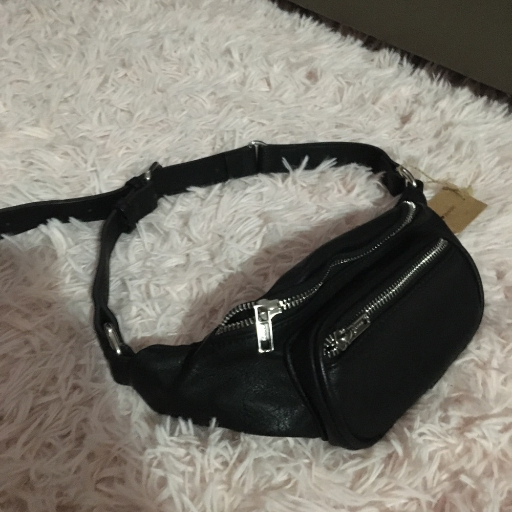 Brandy Melville black belt bag fanny pack